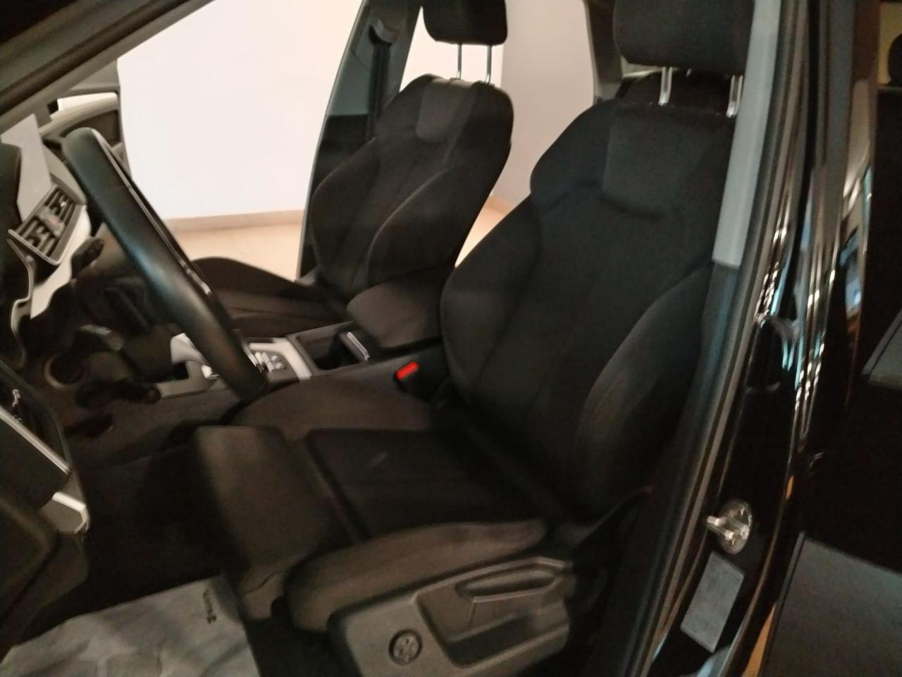 AUDI Q5 SPB 40 TDI quattro S tronic S line - 9