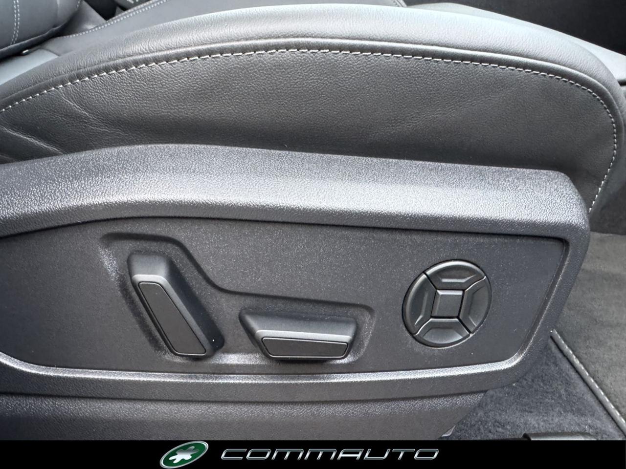 AUDI Q5 SPB TDI 150 kW mHEV+ S tronic quattro S line editi - 34