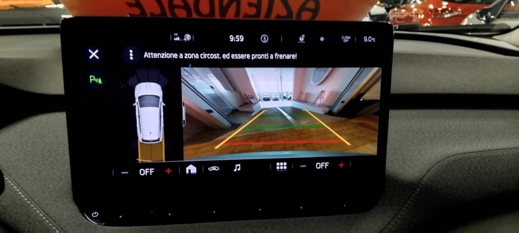 SKODA Enyaq iV Enyaq 60 63 Kwh RANGE 434 KM - 18