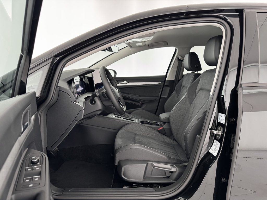 VOLKSWAGEN Golf Nuova Golf Edition Plus 1.5 TSI eHybrid 150 kW (20 - 7