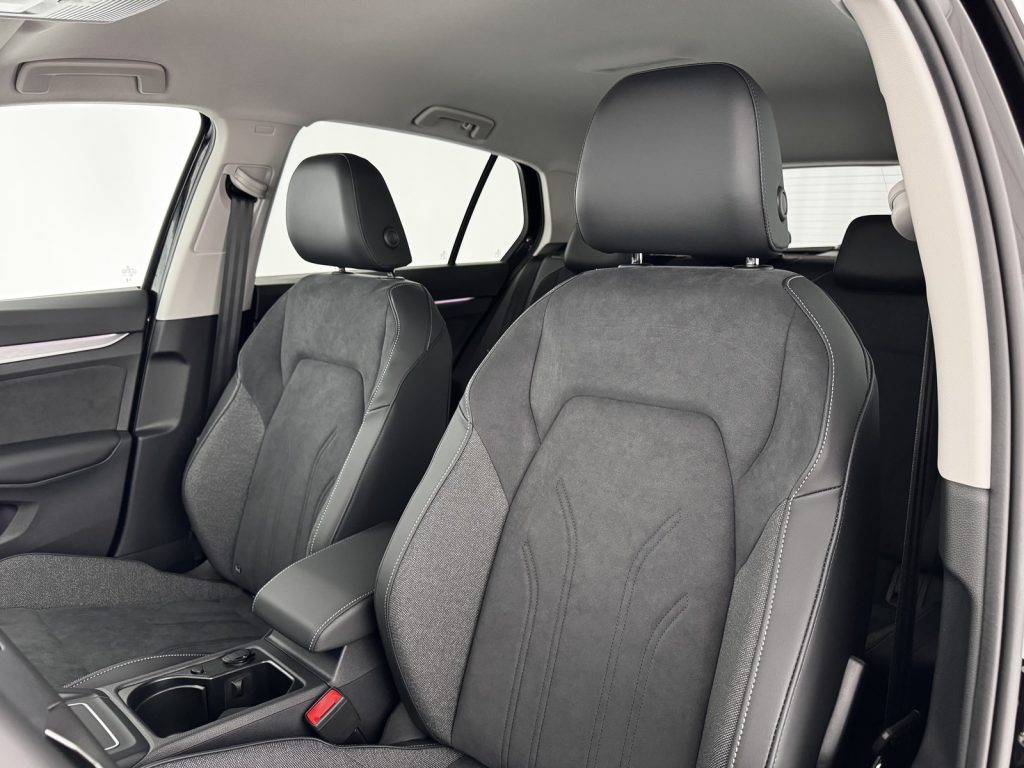 VOLKSWAGEN Golf Nuova Golf Edition Plus 1.5 TSI eHybrid 150 kW (20 - 8