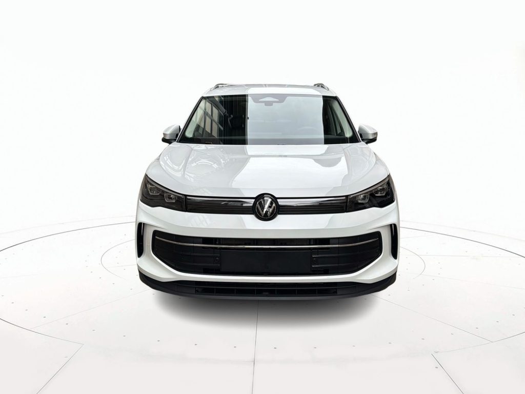 VOLKSWAGEN Tiguan Nuova Tiguan Edition Plus 1.5 eTSI ACT 96 kW (130 - 2