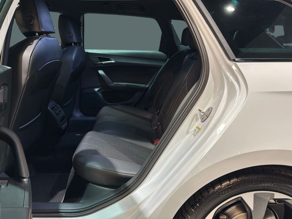 CUPRA Leon sportstourer 1.5 e-hybrid 204cv dsg - 10