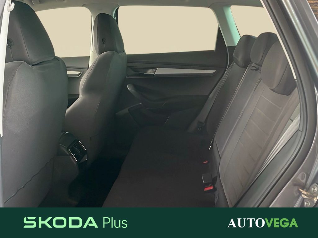 SKODA Karoq 2.0 tdi evo ambition 115cv - 8