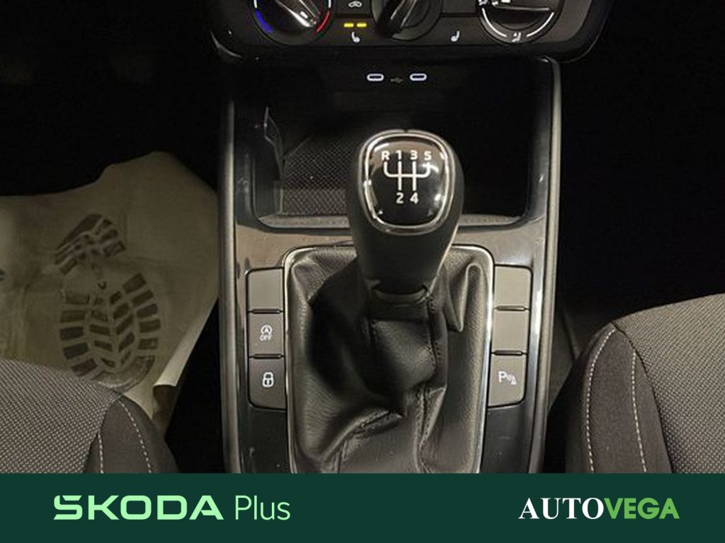 SKODA Fabia 1.0 tsi 130 edition 95cv - 11