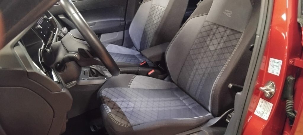 VOLKSWAGEN Taigo 1.0 TSI DSG R-Line TETTO - 16