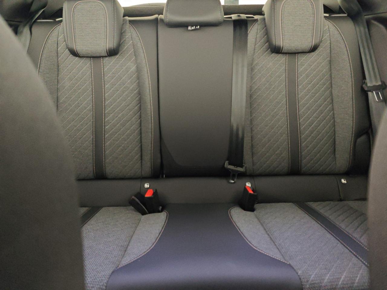 PEUGEOT 2008 PureTech 100 S&S Allure - solo Km.1785! - 6