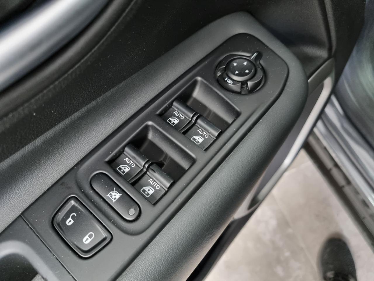 JEEP Renegade 1.3 T4 DDCT 80th Anniversary - 32