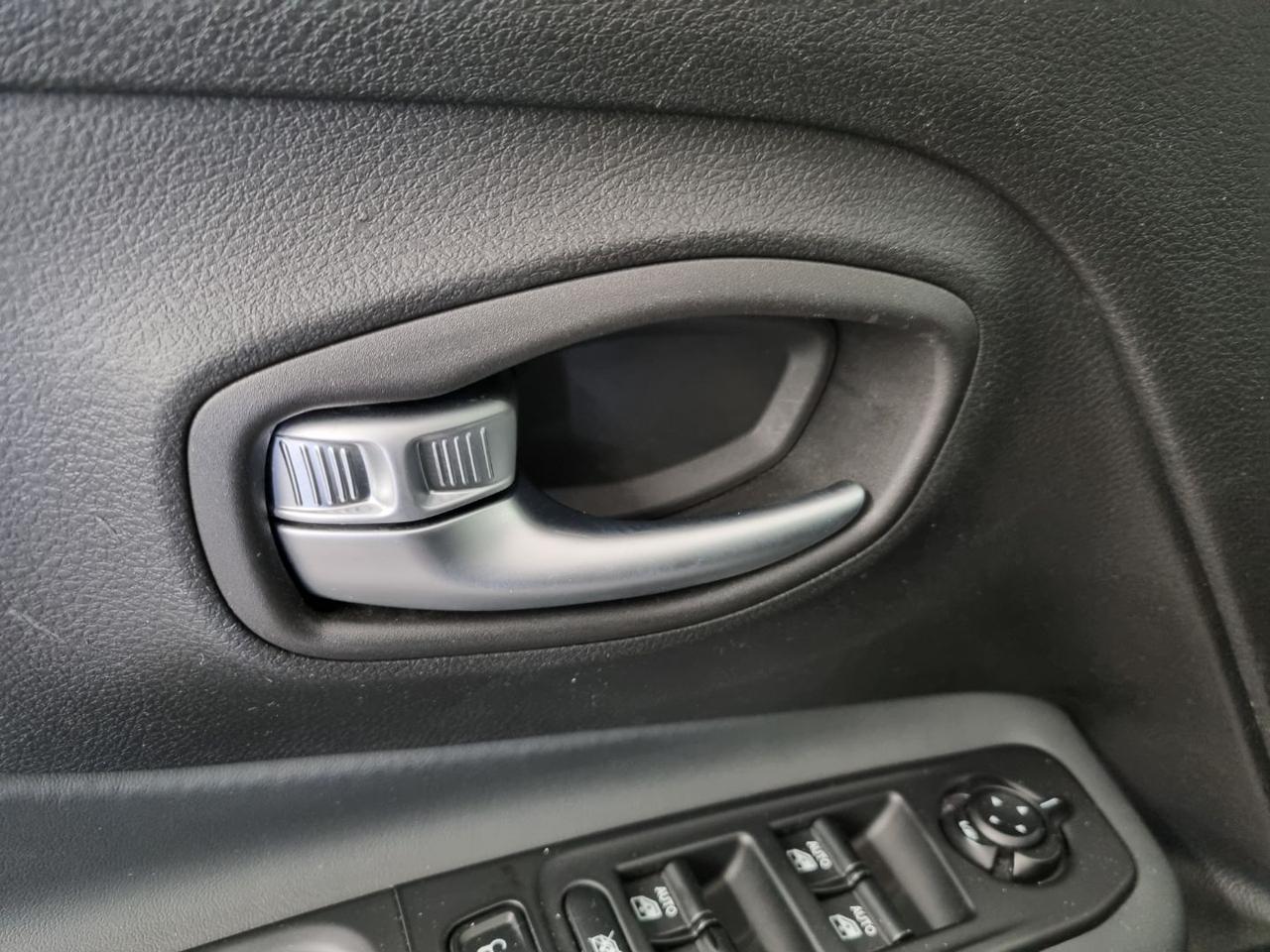 JEEP Renegade 1.3 T4 DDCT 80th Anniversary - 31