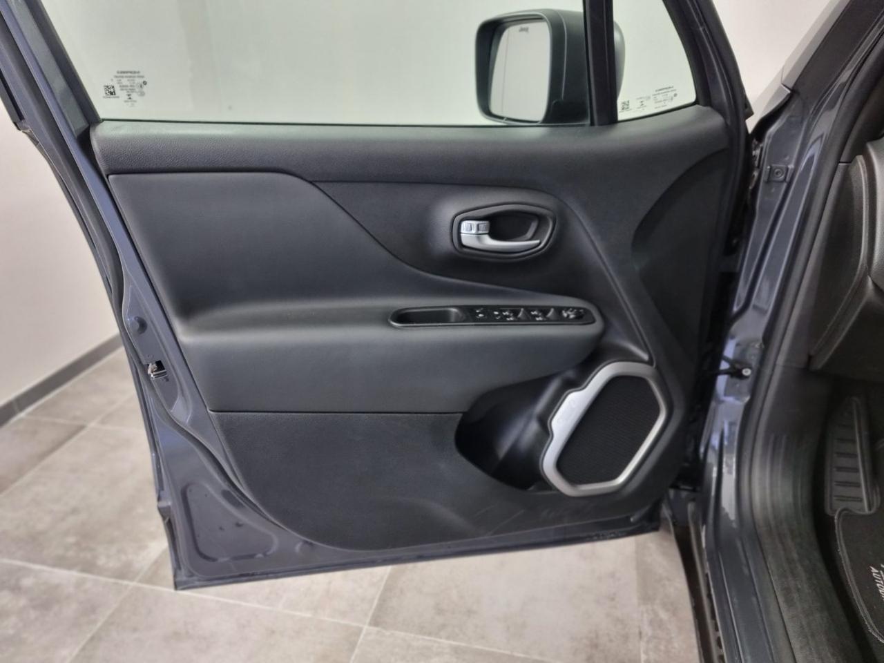 JEEP Renegade 1.3 T4 DDCT 80th Anniversary - 39