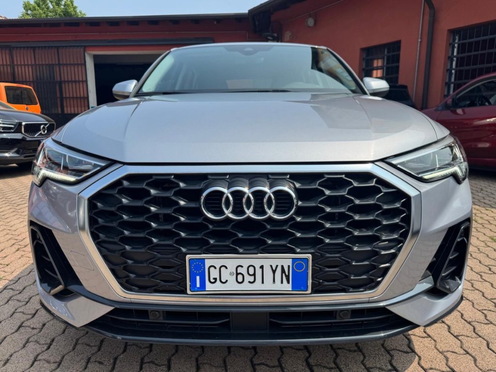 AUDI Q3 SPB 35 TFSI S-Tronic Business Plus - 2