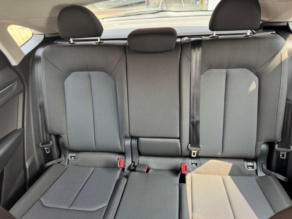 AUDI Q3 SPB 35 TFSI S-Tronic Business Plus - 19