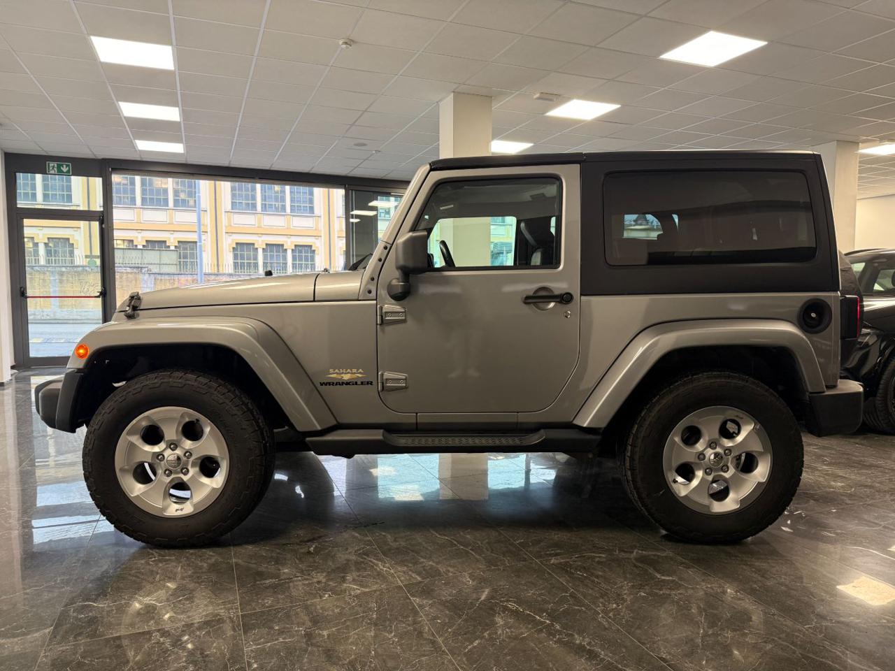 Jeep Wrangler 2.8 CRD DPF Sahara / MANUALE / SEDILI RISCALDATI 2013 - foto 3