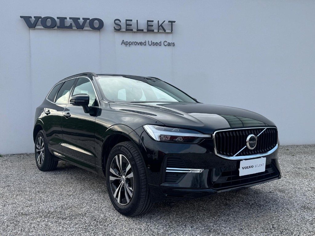 VOLVO XC60 B4 (d) AWD Geartronic Momentum Pro - Foto 3