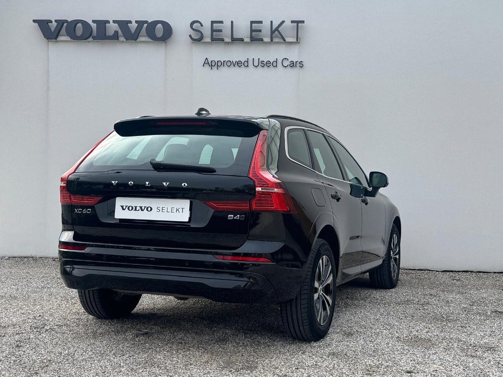 VOLVO XC60 B4 (d) AWD Geartronic Momentum Pro - Foto 6