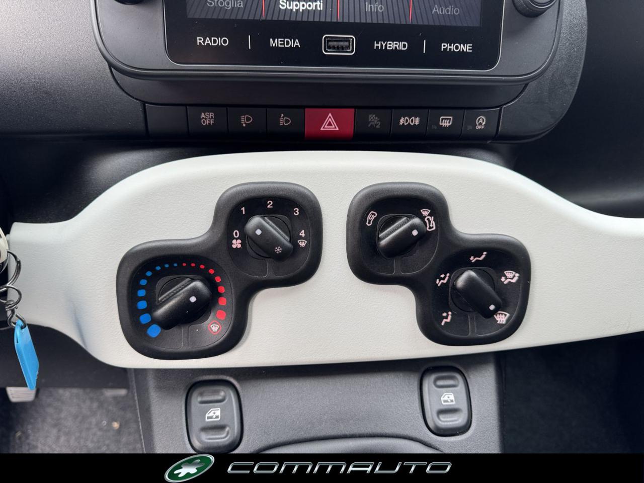 FIAT Panda Cross 1.0 FireFly S&S Hybrid - 21