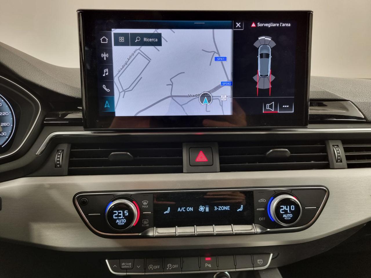 AUDI A4 Avant 40 TFSI quattro S tronic S line edition - 13