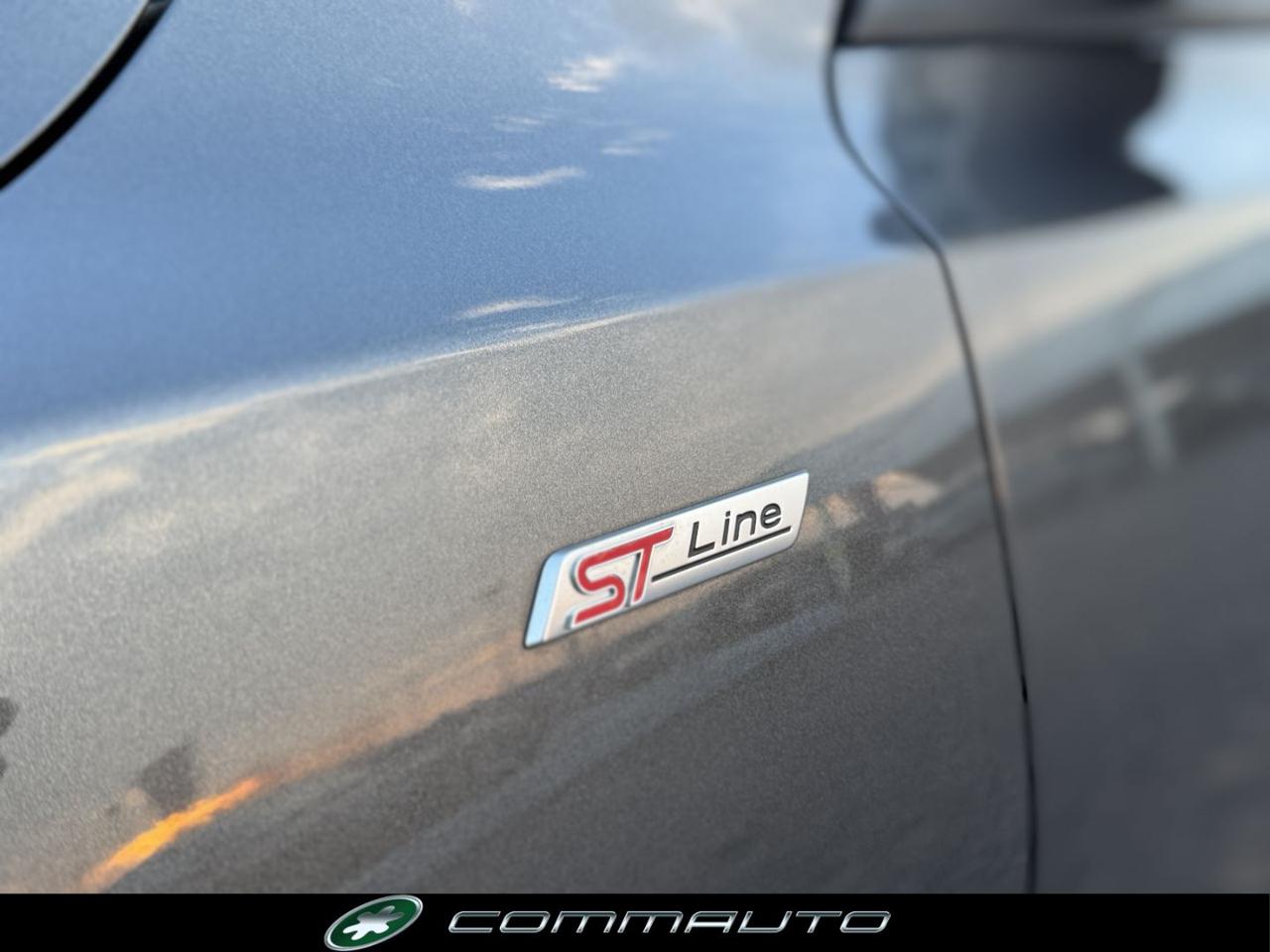 FORD Focus 1.5 EcoBlue 115 CV automatico 5p. ST-Line - 9