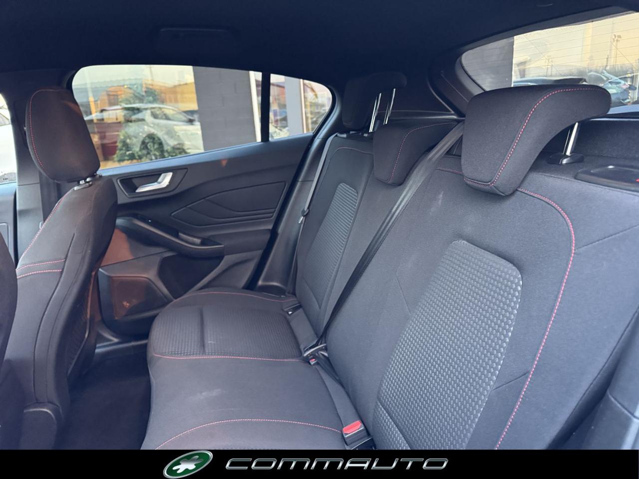 FORD Focus 1.5 EcoBlue 115 CV automatico 5p. ST-Line - 24