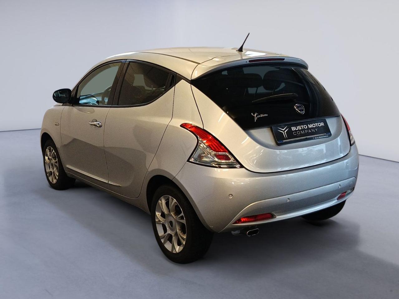 LANCIA Ypsilon 1.2 69 CV 5 porte S&S Gold - 4