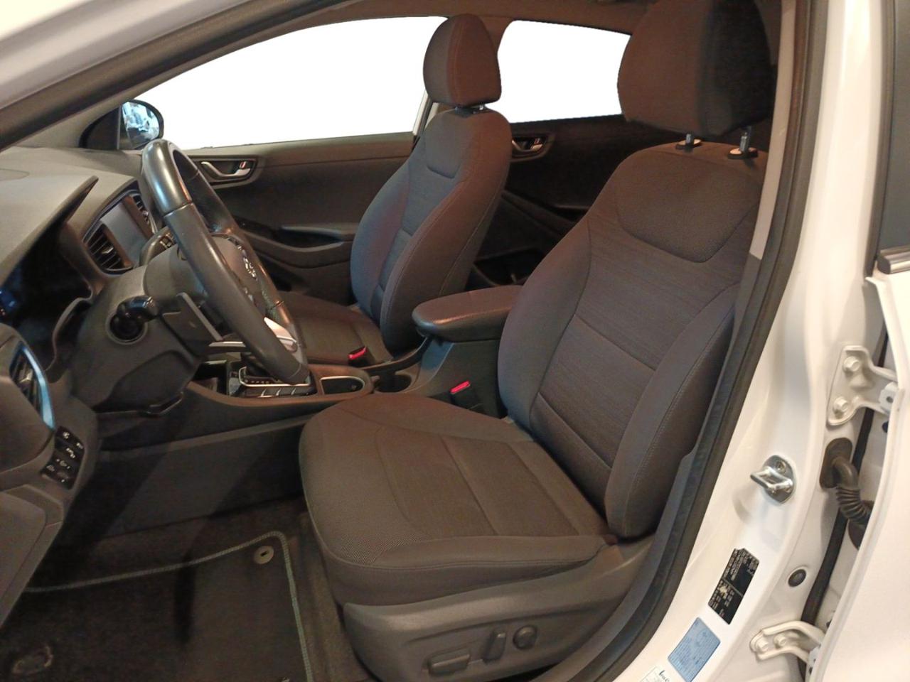 HYUNDAI Ioniq 1.6 Hybrid DCT Style - 8