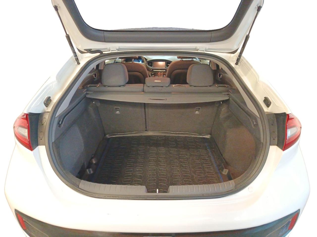 HYUNDAI Ioniq 1.6 Hybrid DCT Style - 11