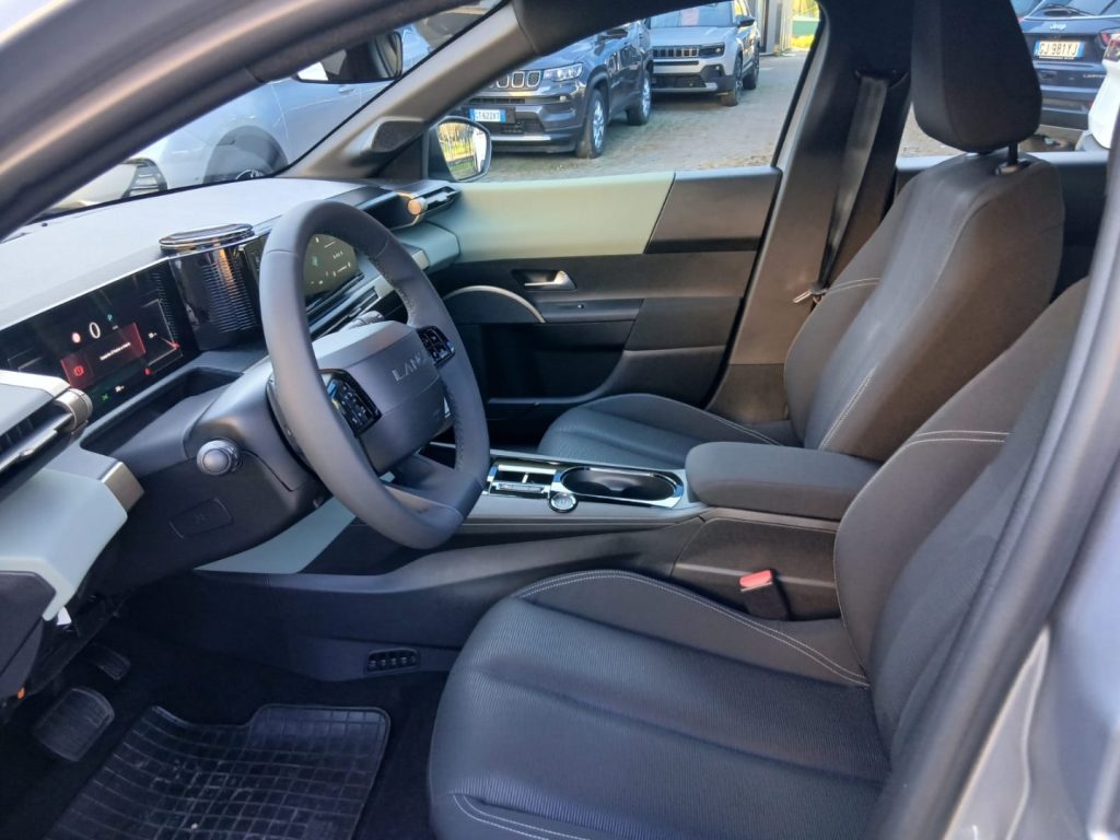 LANCIA Ypsilon Hybrid e-DCT con PACK TECH - 12