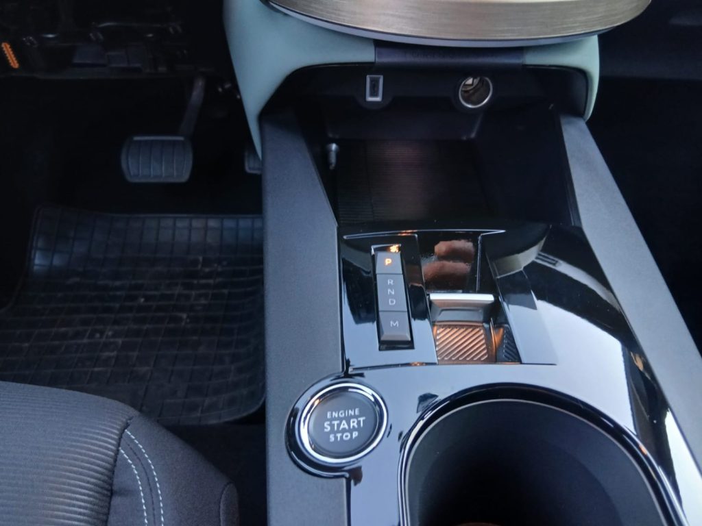 LANCIA Ypsilon Hybrid e-DCT con PACK TECH - 21