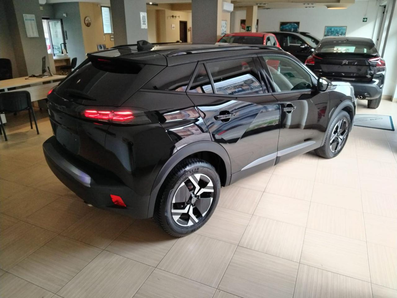 PEUGEOT 2008 PureTech 100 S&S Allure - 3