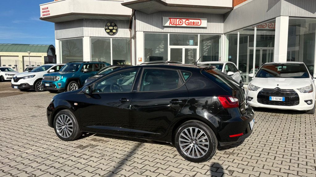 SEAT Ibiza 1.4 TDI 90 CV CR 5p. Connect Grey - 5