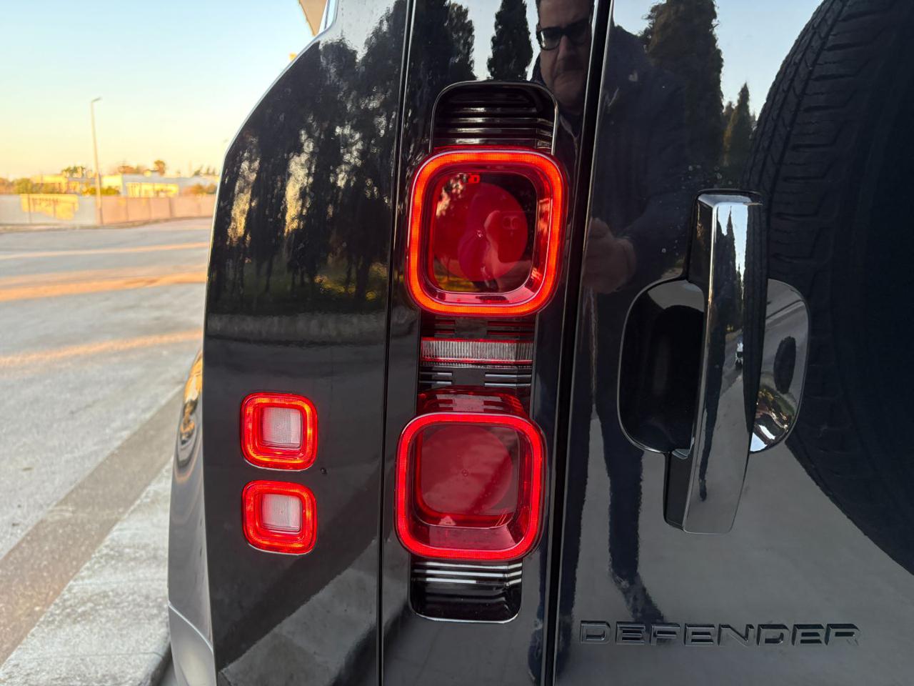 LAND ROVER Defender 90 3.0D I6 200 CV AWD Auto S. - 46