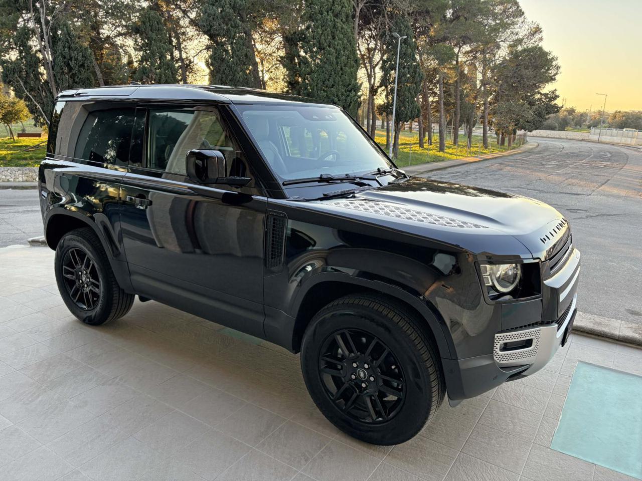 LAND ROVER Defender 90 3.0D I6 200 CV AWD Auto S. - 3