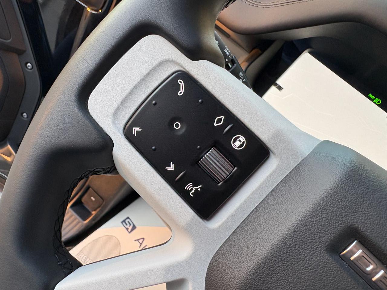 LAND ROVER Defender 90 3.0D I6 200 CV AWD Auto S. - 21