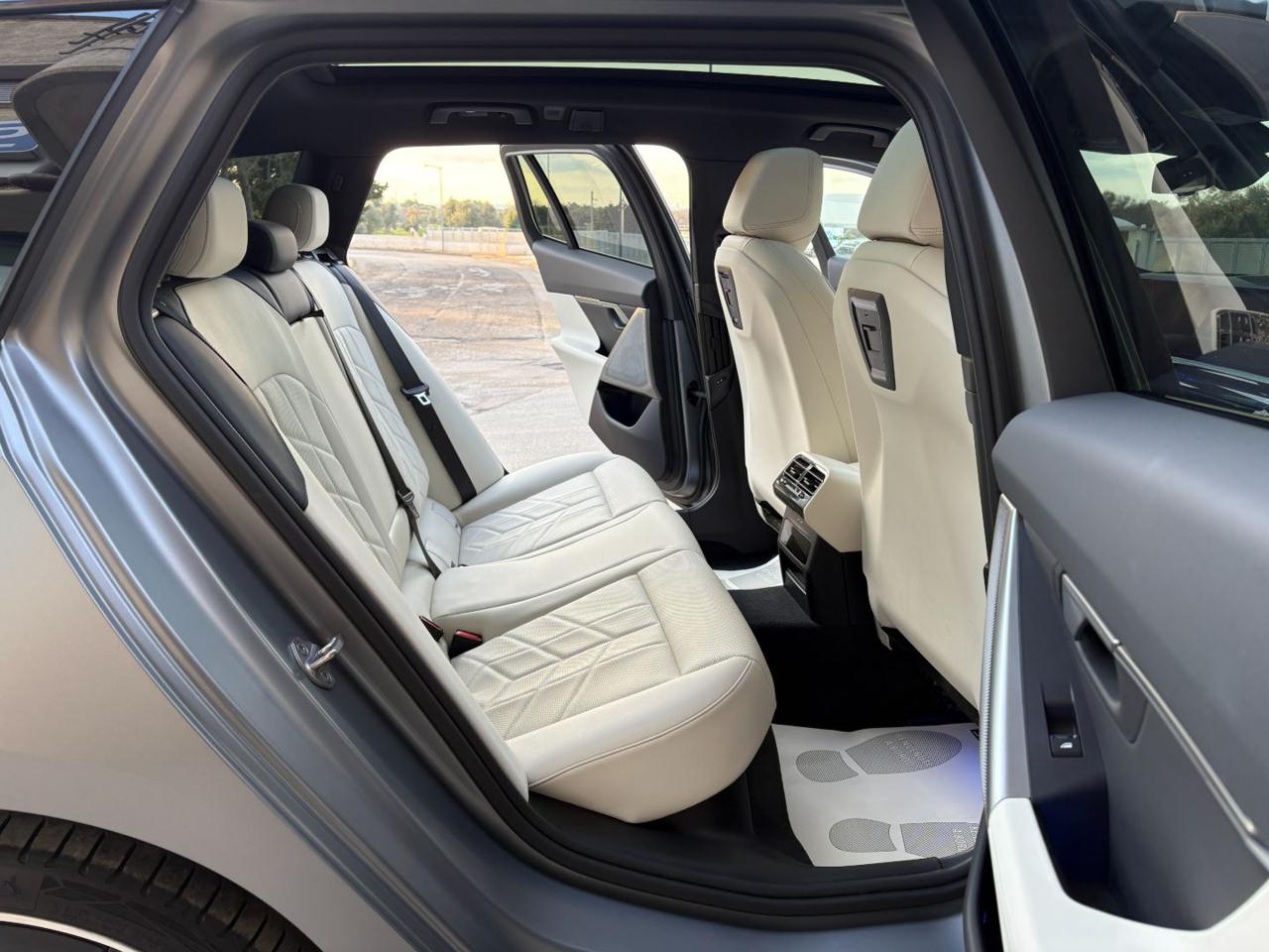 BMW i5 eDrive 40 Touring Msport Pro TETTO PANORAMICO - 12