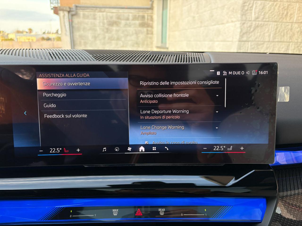 BMW i5 eDrive 40 Touring Msport Pro TETTO PANORAMICO - 63