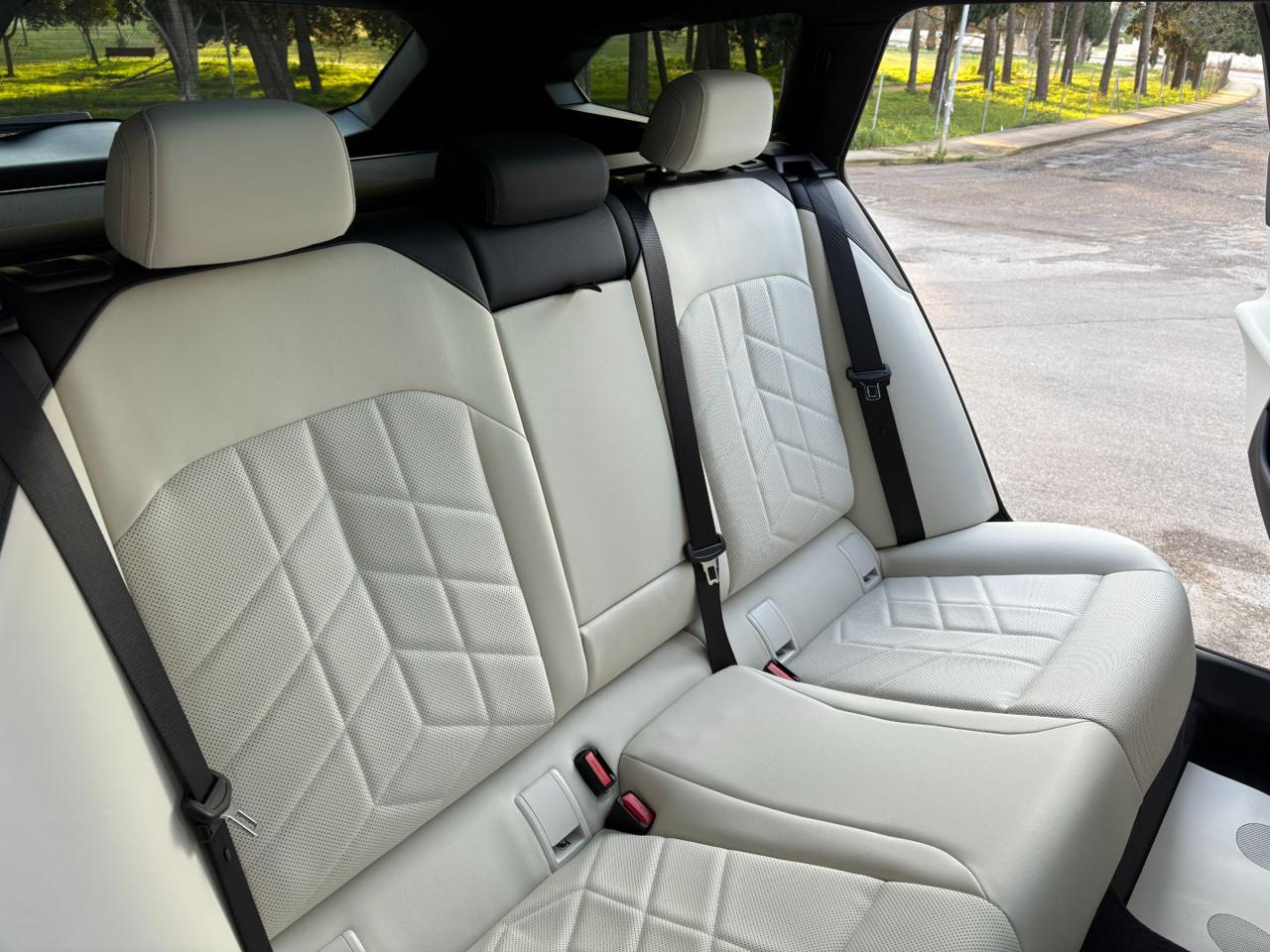 BMW i5 eDrive 40 Touring Msport Pro TETTO PANORAMICO - 13