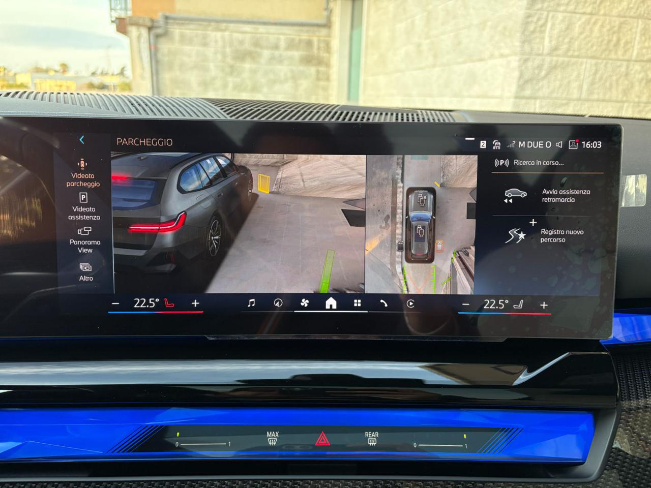 BMW i5 eDrive 40 Touring Msport Pro TETTO PANORAMICO - 24