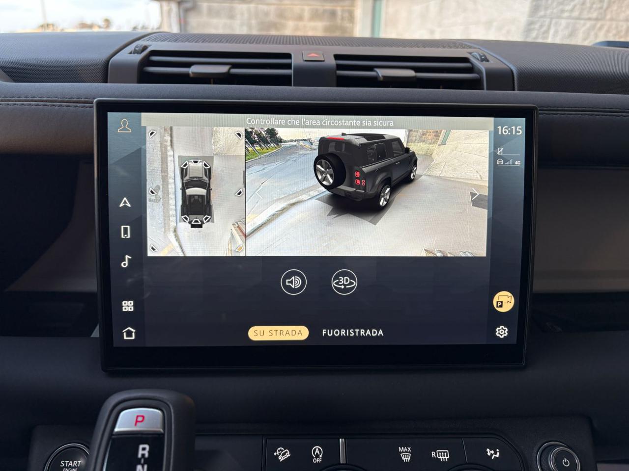 LAND ROVER Defender 90 3.0D I6 200 CV AWD Auto TOTAL BLACK. - 35