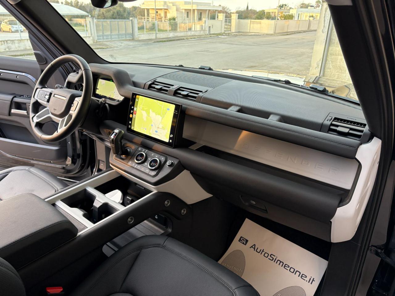 LAND ROVER Defender 90 3.0D I6 200 CV AWD Auto TOTAL BLACK. - 14