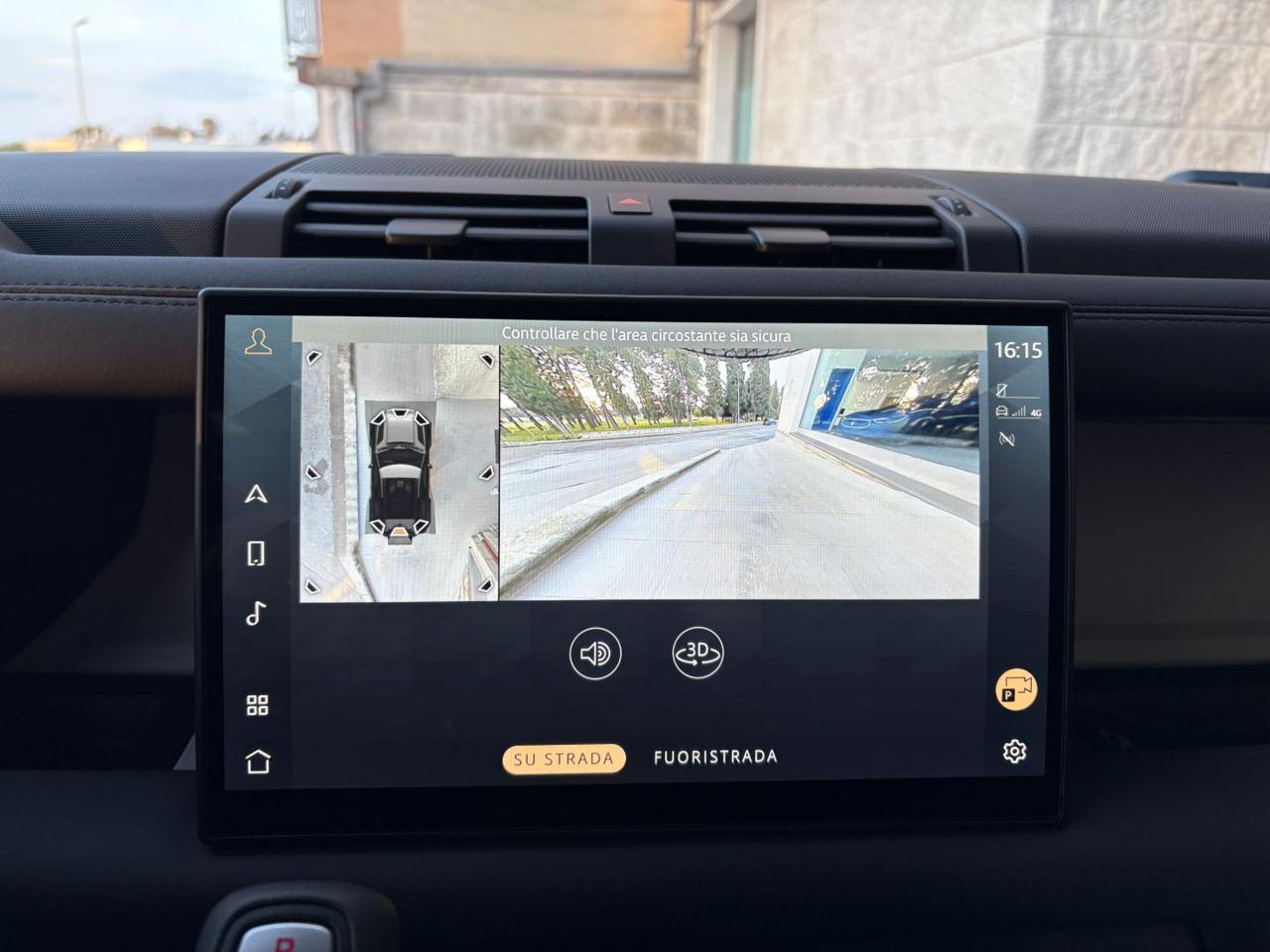 LAND ROVER Defender 90 3.0D I6 200 CV AWD Auto TOTAL BLACK. - 42