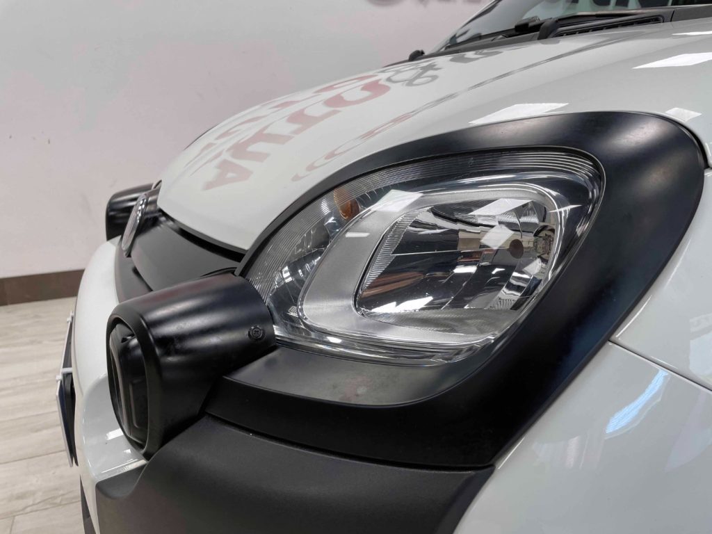 FIAT Panda 1.3 MJT 16V CROSS 4x4 S - 12