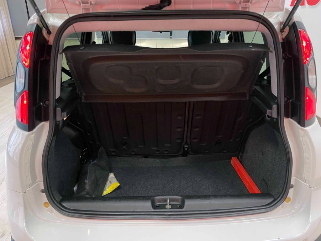 FIAT Panda 1.3 MJT 16V CROSS 4x4 S - 30