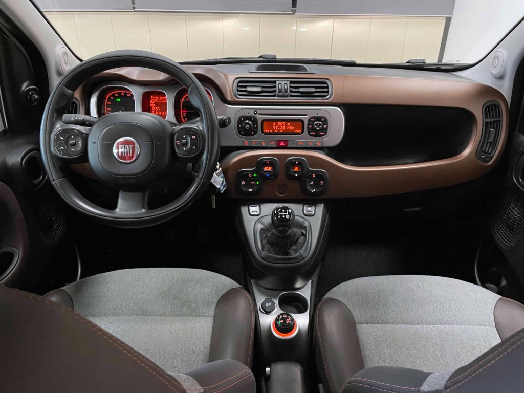 FIAT Panda 1.3 MJT 16V CROSS 4x4 S - 44