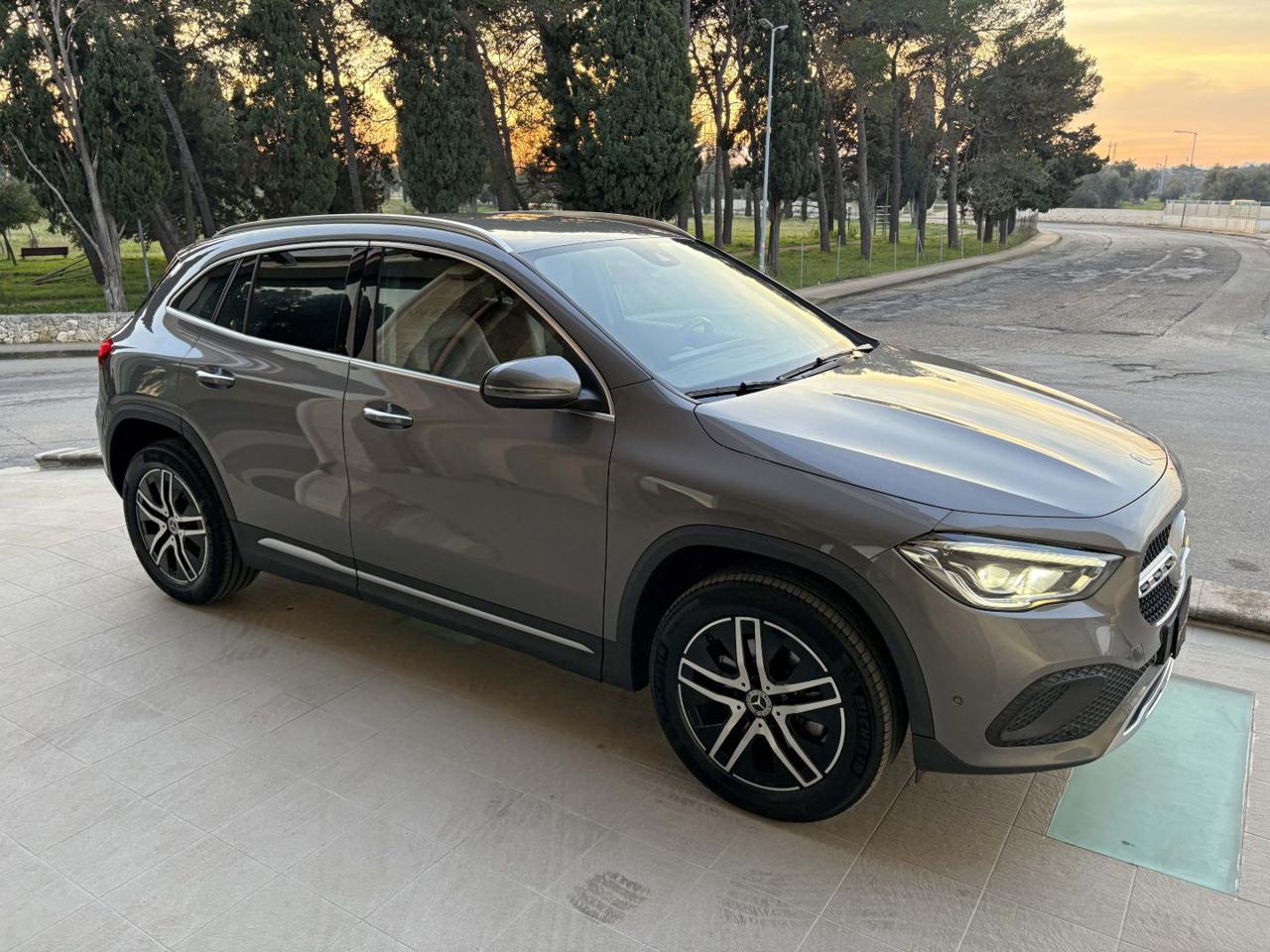 MERCEDES-BENZ GLA 200 d Automatic Sport Plus - 3