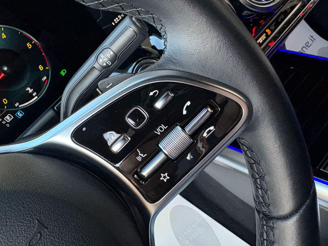 MERCEDES-BENZ GLA 200 d Automatic Sport Plus - 22