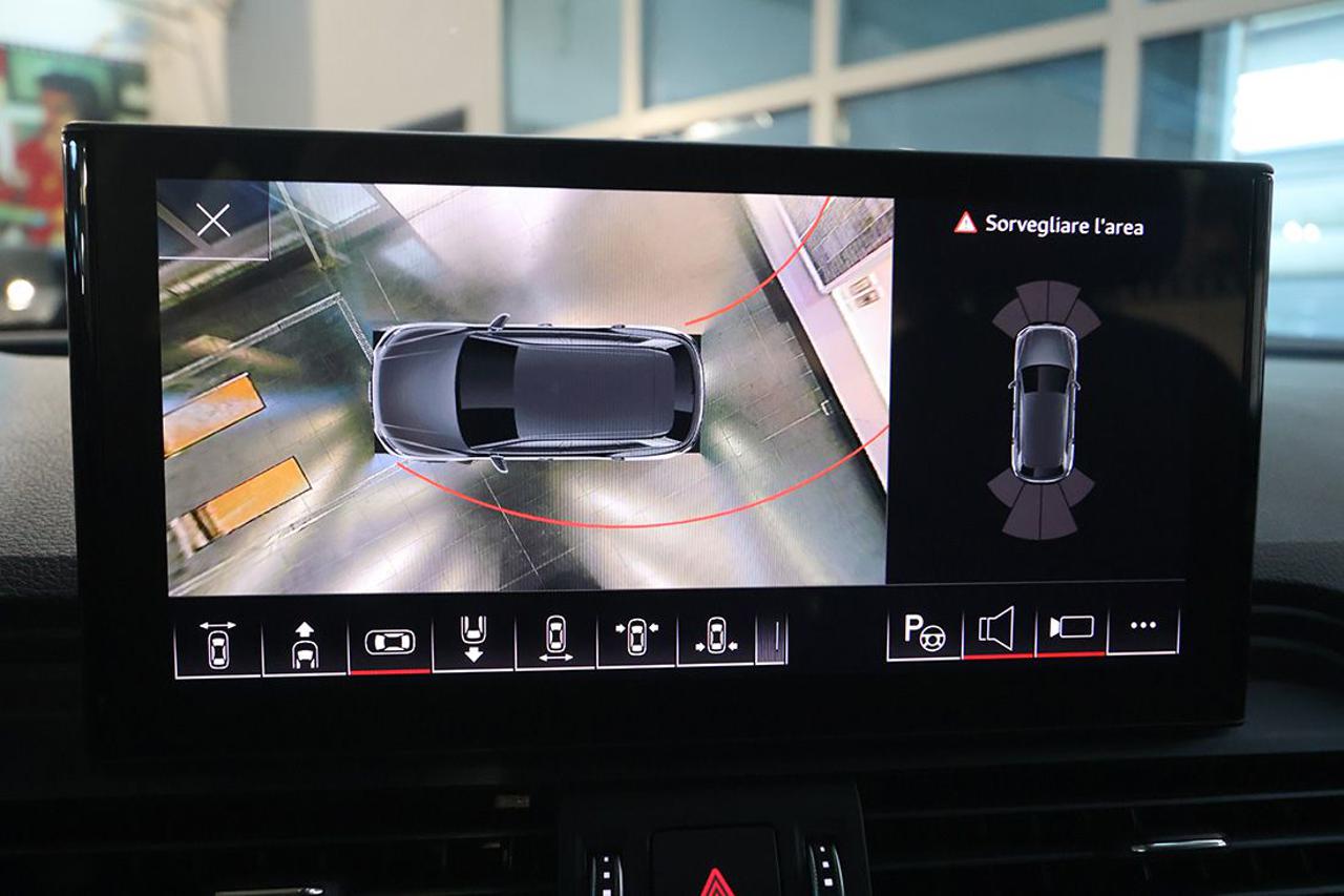 AUDI Q5 35 TDI S-Tronic Business Advanced - 26