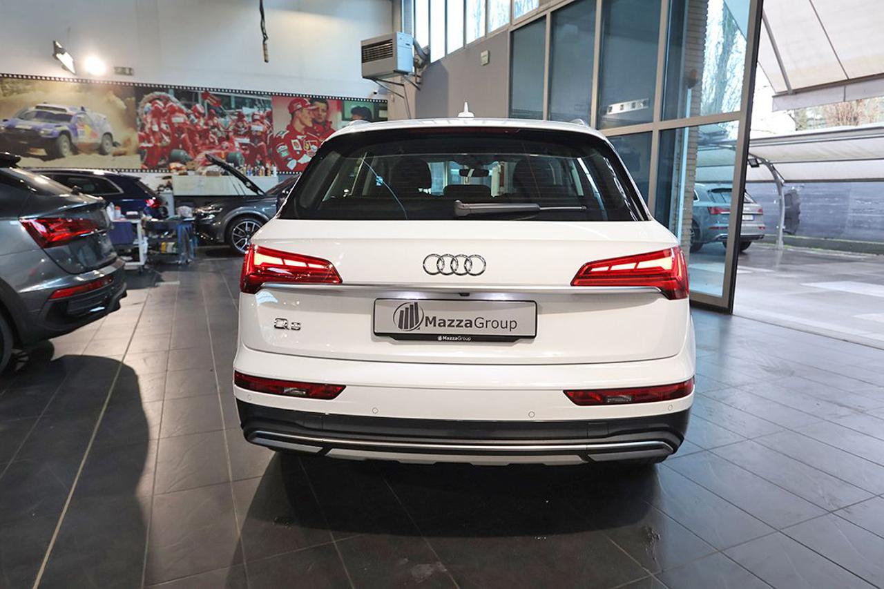 AUDI Q5 35 TDI S-Tronic Business Advanced - 8