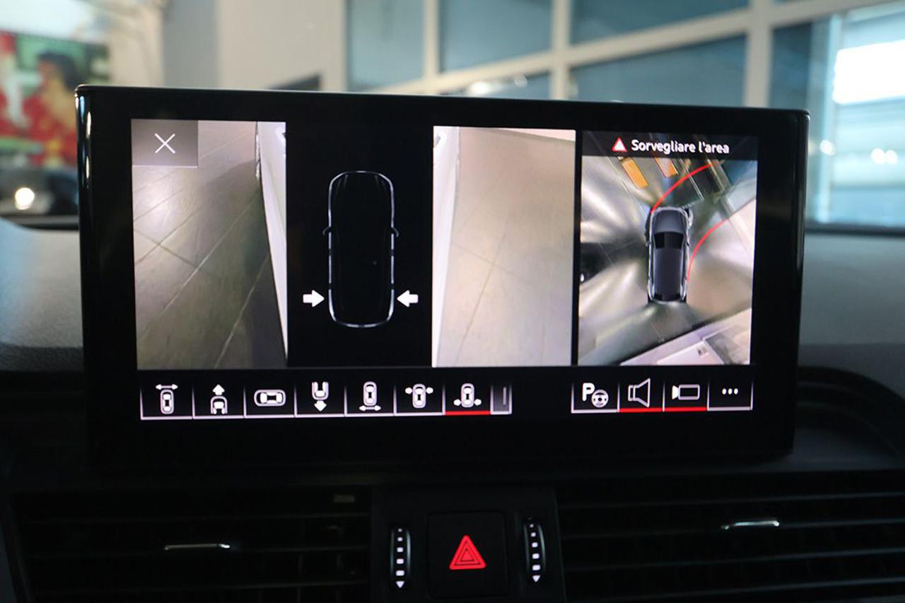 AUDI Q5 35 TDI S-Tronic Business Advanced - 29