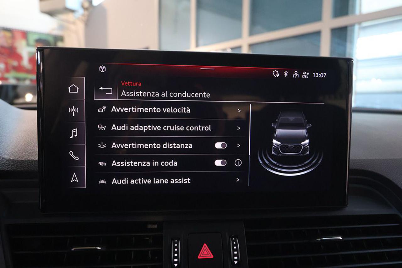 AUDI Q5 35 TDI S-Tronic Business Advanced - 34