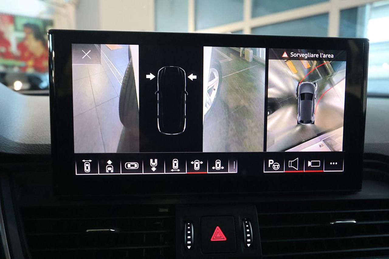 AUDI Q5 35 TDI S-Tronic Business Advanced - 28